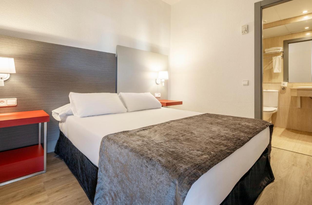 Ilunion Romareda Hotel Zaragoza Kültér fotó