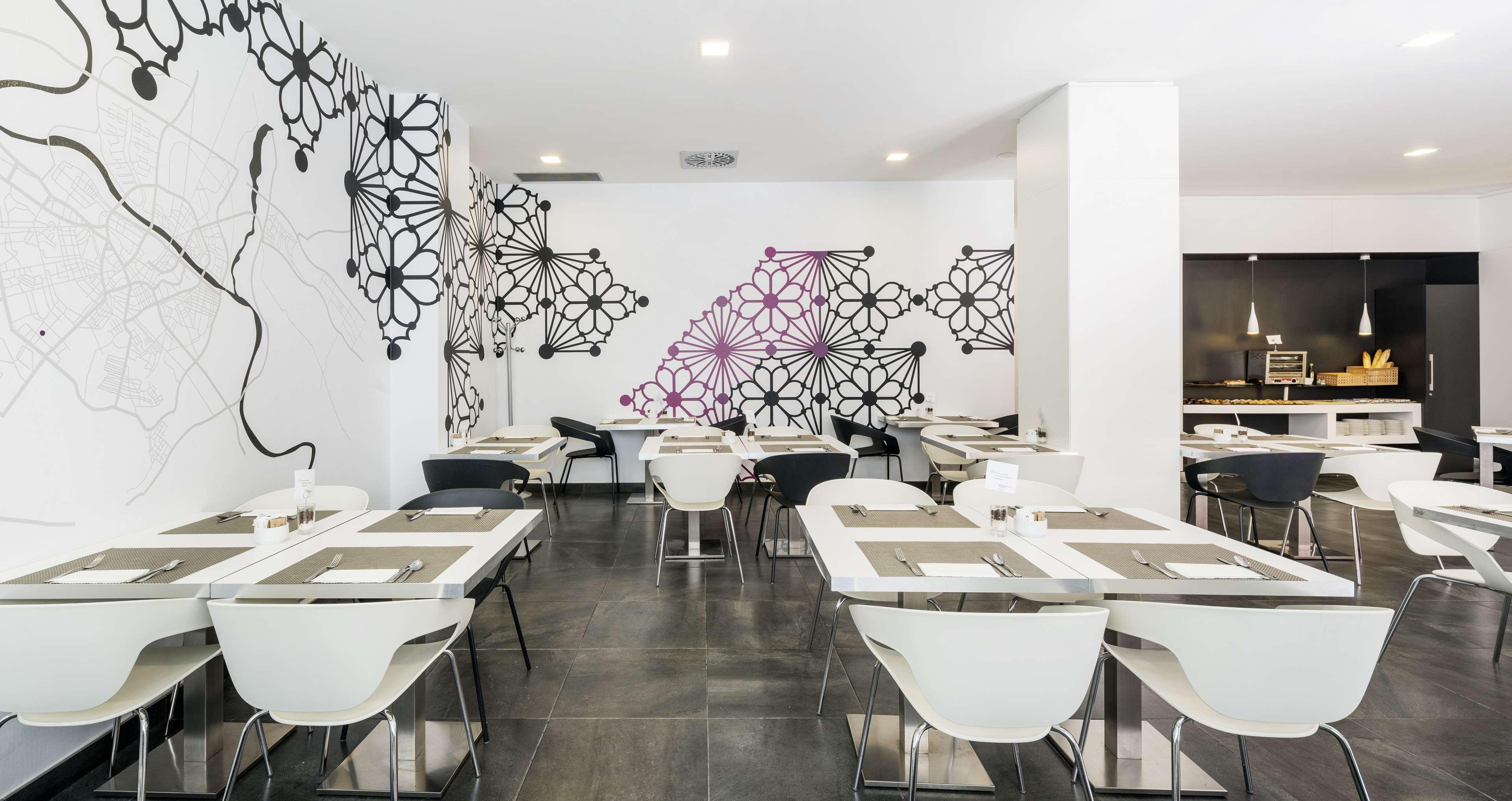 Ilunion Romareda Hotel Zaragoza Kültér fotó