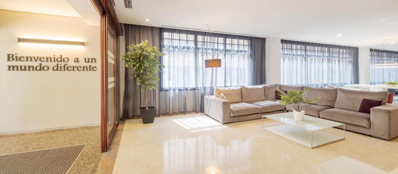 Ilunion Romareda Hotel Zaragoza Kültér fotó