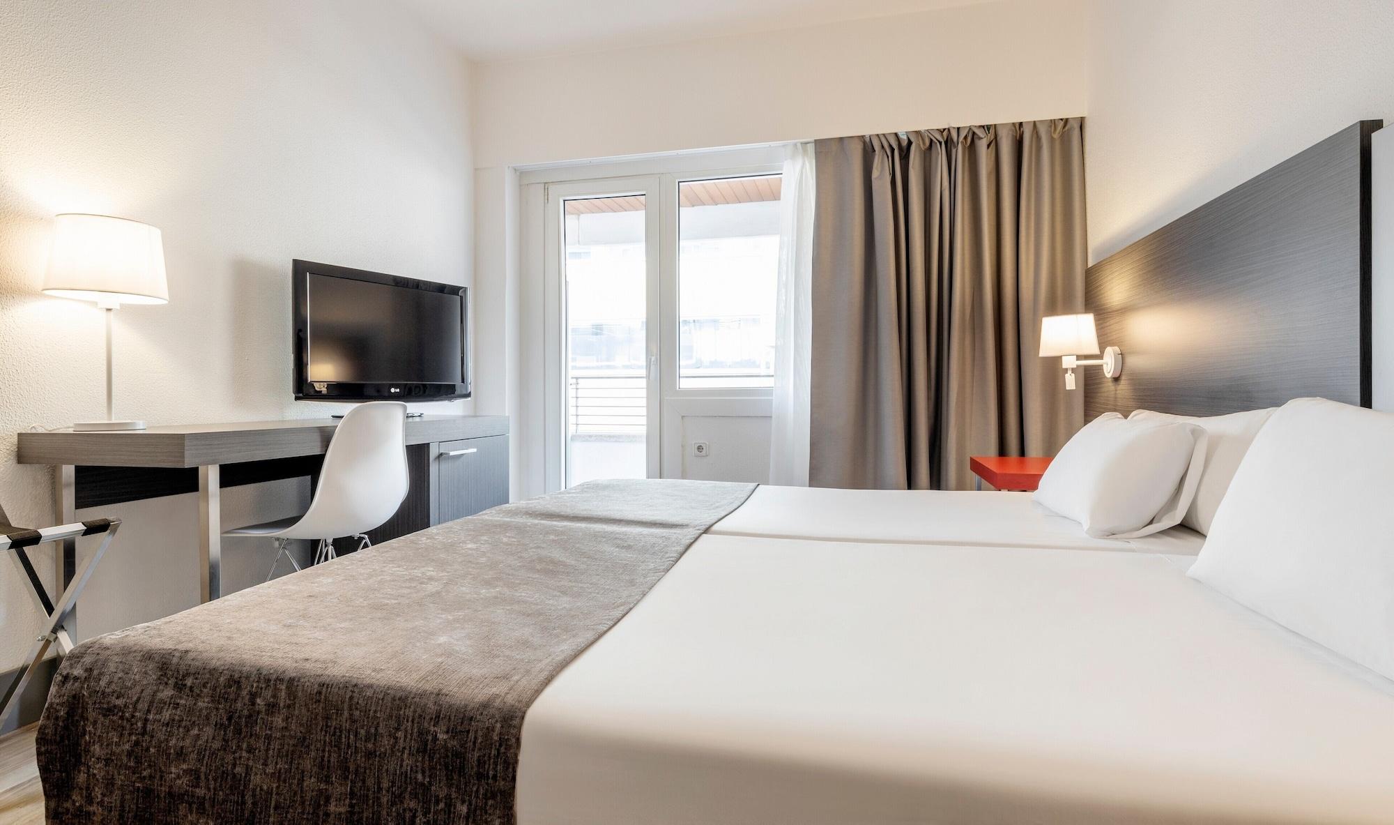 Ilunion Romareda Hotel Zaragoza Kültér fotó