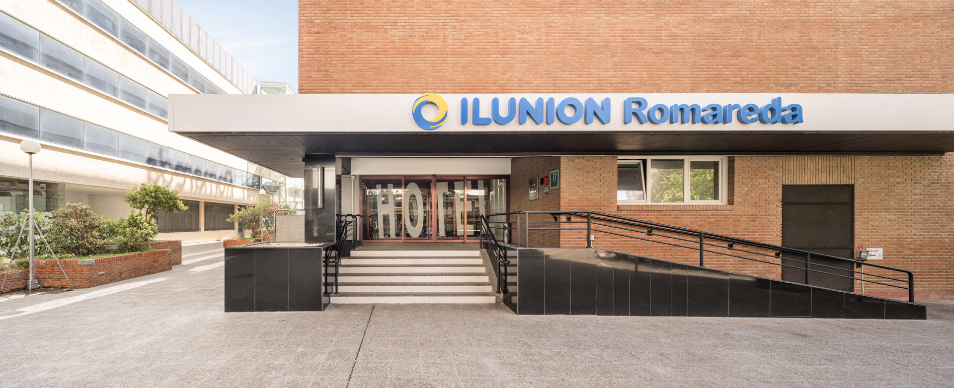 Ilunion Romareda Hotel Zaragoza Kültér fotó
